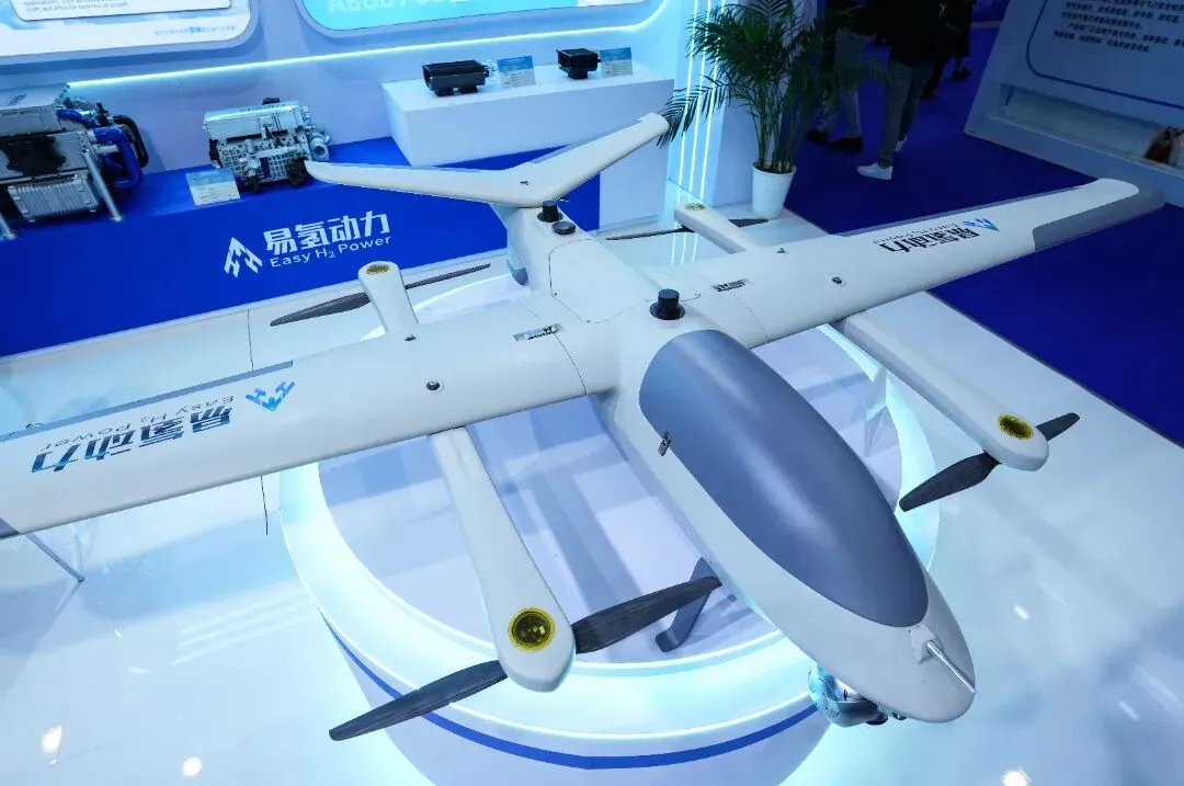 Tsinghua PhD Team Engineers Scalable Hydrogen Fuel Cell for Aircraft Power