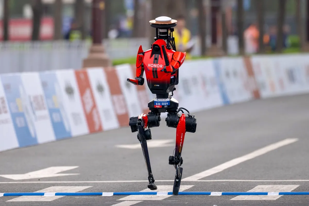 Humanoid Robots Beat Usain Bolt's Record at World Humanoid Robot Games
