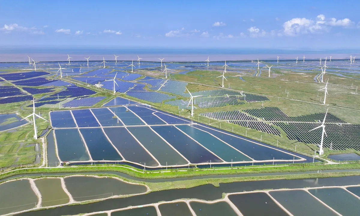 AI Accelerates China's Energy Transition: Optimizing Grids and Integrating Renewables